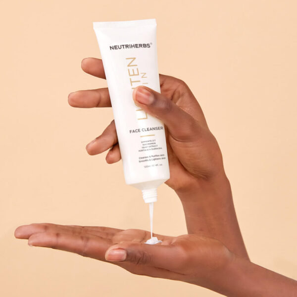 Lighten Face Cleanser - Image 6